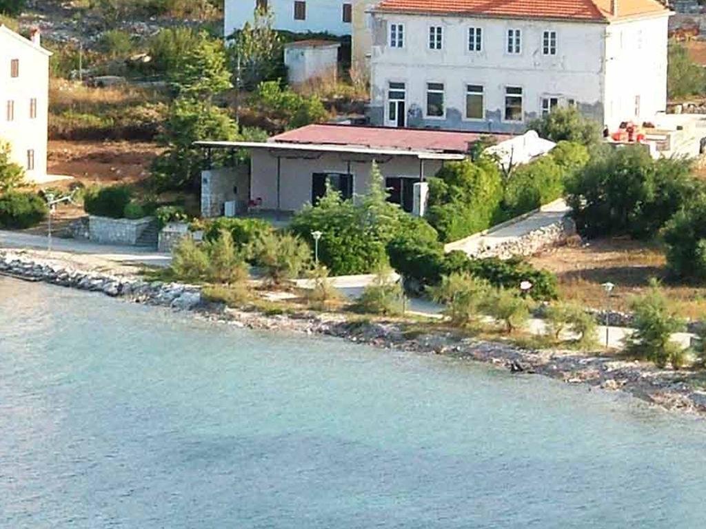 Apartments Eugenio Turizam Солине Екстериор снимка
